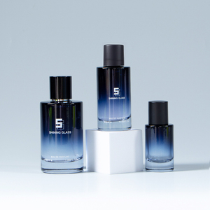 Prezzo di fabbricazione personalizzato gradiente 30ml 50ml 100ml collo a crimpare cilindro di profumo di vetro con coperchio Spray - Product Image 1