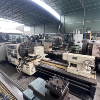 Vente chaude à prix abordable : Tour horizontal semi-automatique d'occasion CW61100D robuste pour le tournage des métaux, directement de l'usine