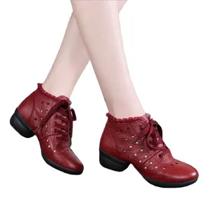 Classic lace mid-high leather soft sole dancing shoes