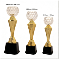 Trophée de golf personnalisé en plastique durable, gravé au laser, avec boule de golf en cristal sur base noire, gravure de logo OEM, coupe de récompense sportive pour le golf