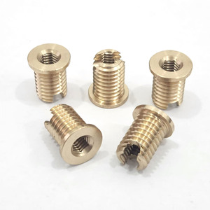 Inserts filetés métriques M4 16x20mm en cuivre rainuré, filetage interne et externe pour plastique, sur mesure, OEM - Product Image 3