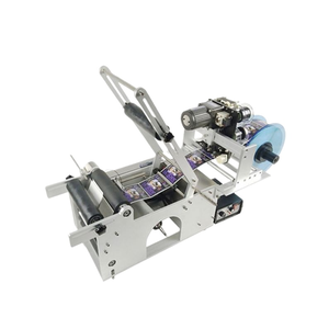 Etiquetadora Yunqingtech de Sobremesa, Eléctrica y Manual, para Botellas Redondas y Botellas de Bebidas - Product Image 1