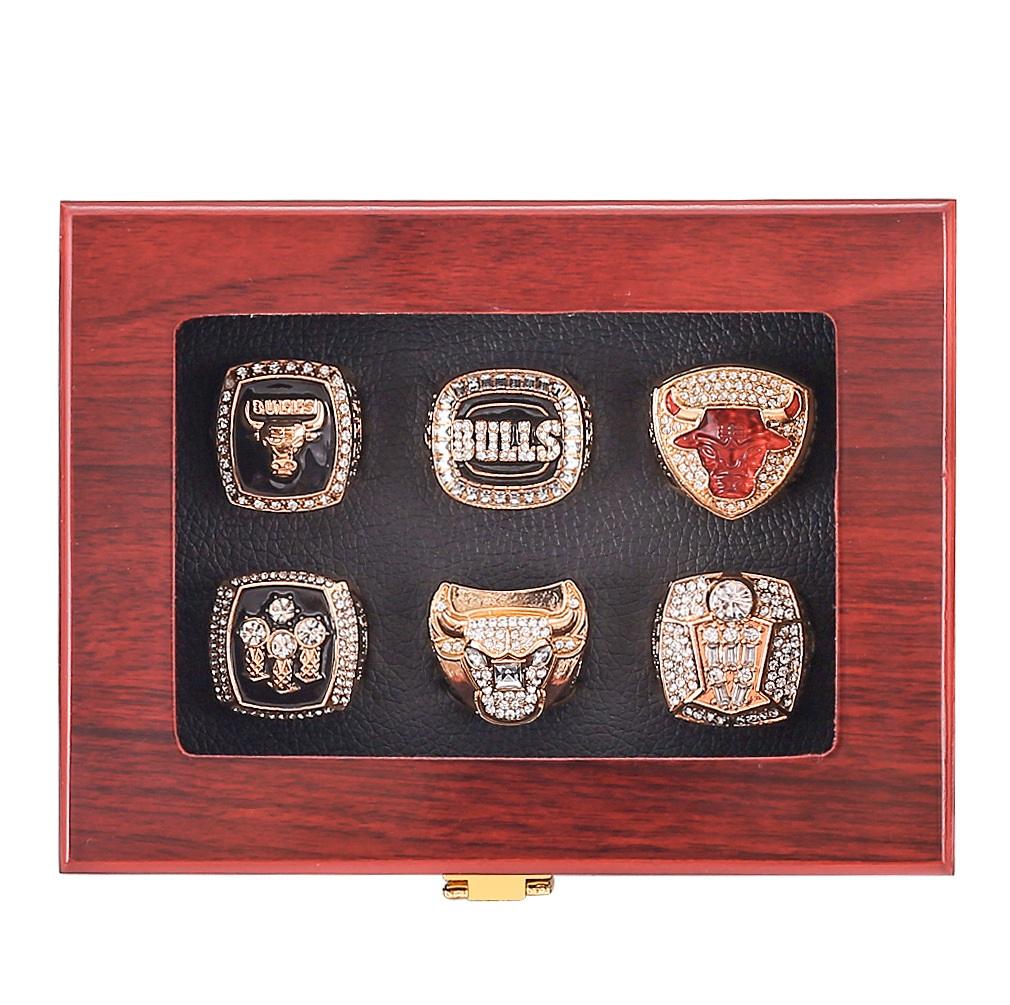 6 rings+wooden box with buckle