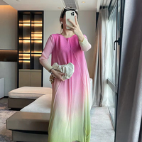 Robe plissée style Miyake pour femme, nouvelle collection été, imprimée, à manches courtes, col unique, coupe ajustée, élégante