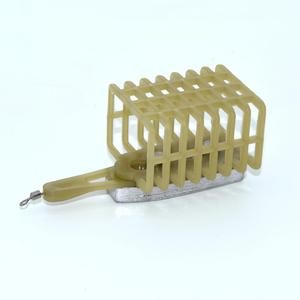 20g 30g 40g 50g 60g 70g 80g 90g 100g <span class=keywords><strong>Méthode</strong></span> d'alimentation de pêche Cage en plastique Mangeoire à poissons avec plomb pivotant Snap Matériel de pêche - Product Image 1