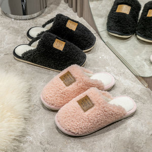 Pantuflas de Moda de Algodón Cálido para Mujer, Diseño Nuevo, Pantuflas de Lujo Peludas con Estampado, Pantuflas para el Hogar - Product Image 2