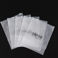 D1009B Sac en plastique givré refermable personnalisé poly-sacs avec impression de logo emballage de t-shirt en plastique de vêtements sac à fermeture éclair en plastique