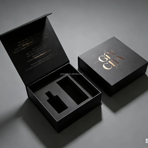 <span class=keywords><strong>Caja</strong></span> Magnética <span class=keywords><strong>de</strong></span> Alta Gama con Logotipo Personalizado <span class=keywords><strong>para</strong></span> Vodka <span class=keywords><strong>y</strong></span> <span class=keywords><strong>Vasos</strong></span>, <span class=keywords><strong>Caja</strong></span> <span class=keywords><strong>de</strong></span> Regalo Negra Mate con Laminado Mate e Inserto <span class=keywords><strong>de</strong></span> Espuma <span class=keywords><strong>de</strong></span> Alta Densidad - Product Image 1