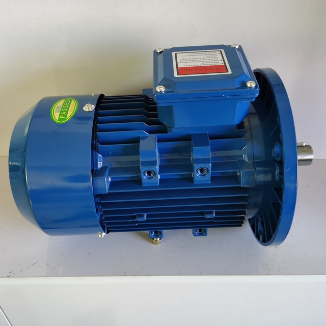 High Efficiency Three Phase Induction Motor IP55 IE2 208-230V 3kW Flange Mounted Fan Cooling 1500 RPM Cast Iron Aluminum 50/60Hz