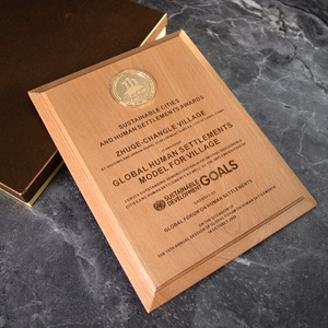 Custom Made Eco-Friendly Business Honor Award Plaque Creative Beech <strong>Wood</strong> <strong>Inlaid</strong> Commemorative Plaque Wooden Frames - Product Image 6