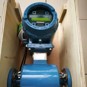 Capteur de débit magnétique Rosemount 8705 pour liquides corrosifs, bloc de bornes amovible pour maintenance sur site - Product Image 1