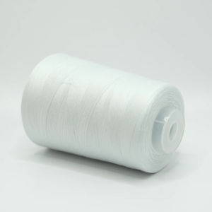 Offre Spéciale – <span class=keywords><strong>Fil</strong></span> à Coudre Blanc Tkt de Haute Qualité, 402 Polyester, 5000 Fils, Ciré, Faible Rétrécissement, Haute Ténacité, Sans Nœuds, Vente en Gros - Product Image 1