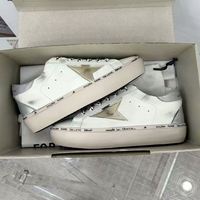 Chaussures en cuir véritable de luxe pour hommes et femmes, baskets de haute qualité pour l'extérieur, semelle intermédiaire en caoutchouc, fabriquées en Chine
