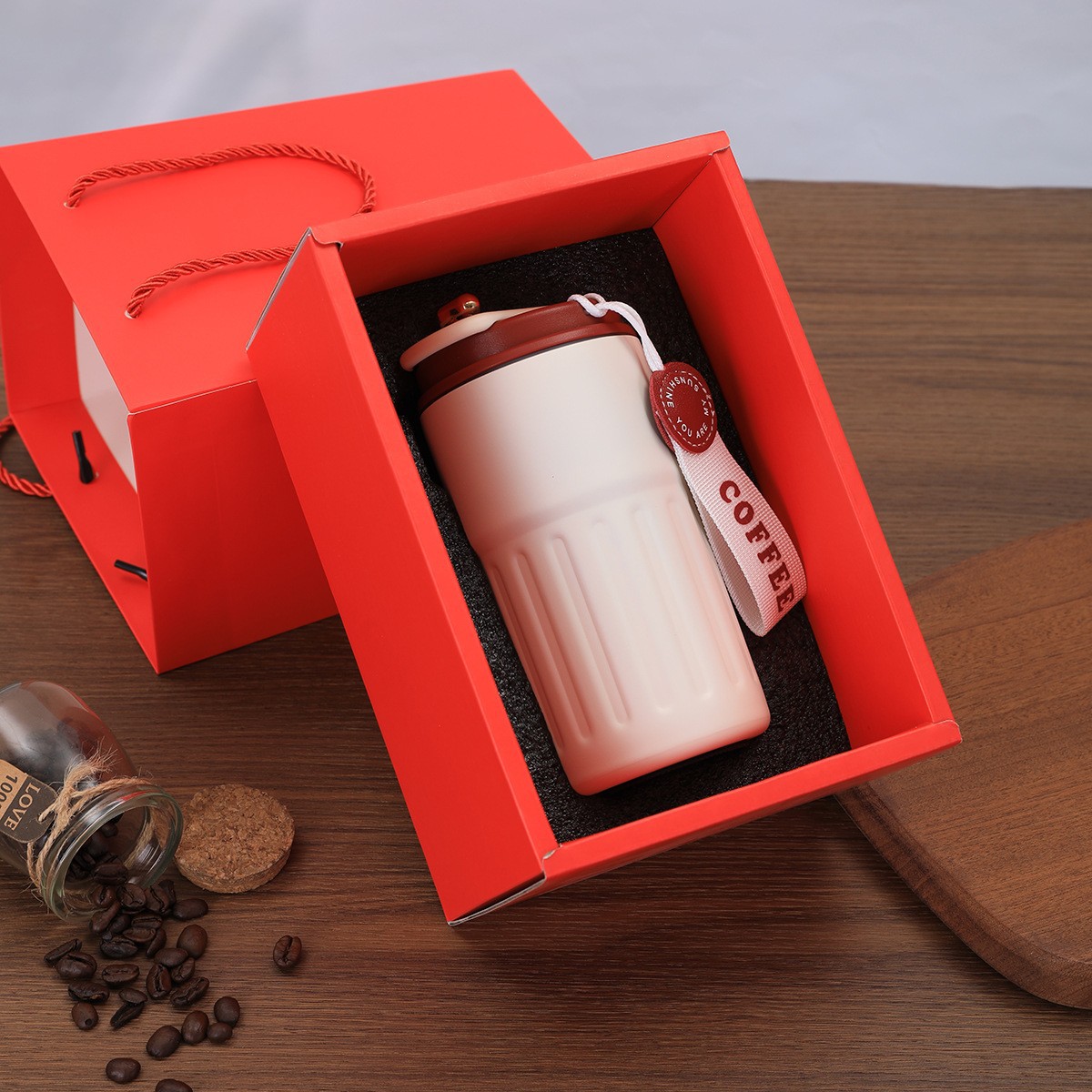 Red coffee mug with temperature display - 450ml [Gift Box]