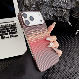 Custodia per telefono di lusso ultrasottile in fibra di carbonio con texture satinata per <span class=keywords><strong>iPhone</strong></span> 17 Air 16 15 14 13 Pro Max, <span class=keywords><strong>cover</strong></span> posteriore antiurto a mezza protezione - Product Image 2