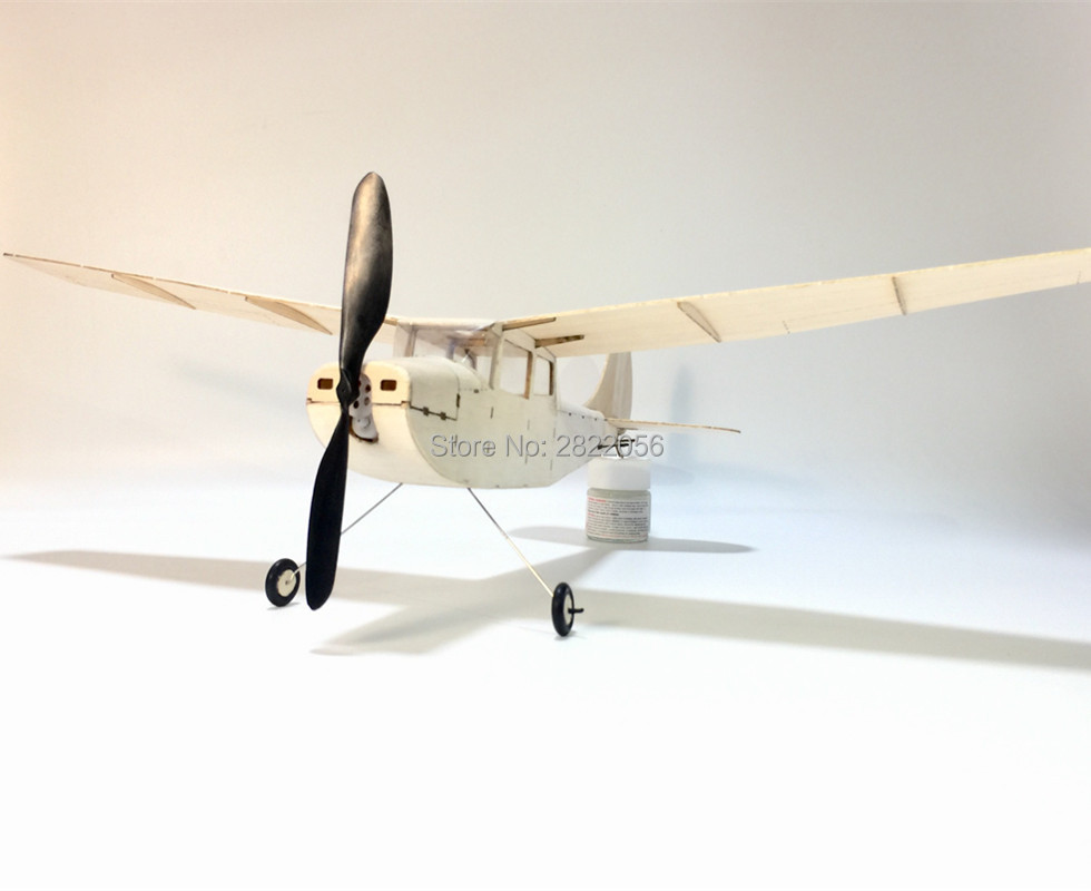 ミニRC飛行機 レーザーカット バルサ材 飛行機キット L-19 モデル構築