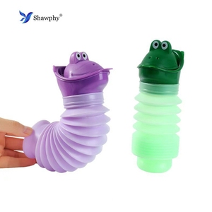 Urinoir de voyage pliable OEM 750 ml |   Bouteille réutilisable pour faire pipi debout en cas de bouchon de circulation et en extérieur, logo personnalisé disponible - Product Image 6