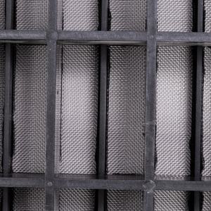 耐久性のあるケムトロンKPT 28ステンレス鋼シェールシェーカースクリーン、複合フレーム付き、泥濾過/固形物制御用途向け - Product Image 6