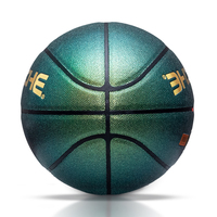 Ballon de basketball Psyche personnalisé avec logo réfléchissant en PU, taille 7, pour hommes, différents angles produisent différents effets - pour une utilisation en intérieur et en extérieur