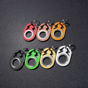 Phổ biến 2023 siêu mát mẻ sét phong cách ngón tay xoay Hợp kim nhôm Keychain quay nó bất cứ lúc nào Thần Tài Spinner Kim Loại Keychain - Product Image 5