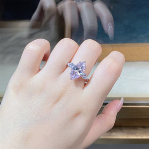 Bague en argent sterling S925 de luxe, coupe en forme de cœur de fleur de glace, avec pierre précieuse en zircon - Product Image 3