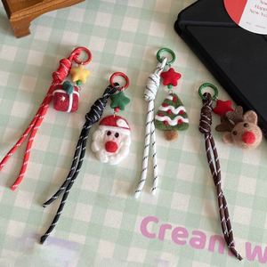 Sac à clés tricoté à la main en forme d'arbre de Noël, Père Noël et ours, idéal comme cadeau pour les amis et pour la décoration de Noël - Vente en gros - Product Image 4