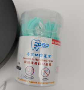 Vente en gros 50 pics de <span class=keywords><strong>fil</strong></span> <span class=keywords><strong>dentaire</strong></span> avec support de fabrication plat sans <span class=keywords><strong>cheveux</strong></span> en douceur nettoyage des dents à la menthe toutes les personnes - Product Image 2