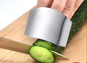 2025 haute qualité en acier inoxydable doigt garde couteau coupe protecteur main cuisine tranche outil - Product Image 2