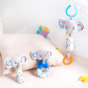 BBean Jouet <span class=keywords><strong>musical</strong></span> sensoriel personnalisé en peluche douce <span class=keywords><strong>pour</strong></span> bébés, avec hochet suspendu en forme d'éléphant, de crocodile et de renard, et <span class=keywords><strong>carillon</strong></span> à vent - Product Image 2