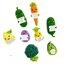 للبيع بالجملة دمى هدايا ألعاب بطاطس بطبقة نباتات للطاقة الإيجابية منسوجة يدويًا من خيوط لطيفة