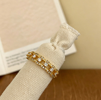 Großhandel Messing Echtvergoldeter Damen Eternity-Ring Hohl Offener Verstellbarer Ring mit Zirkonia-Besatz Hochzeitsgeschenk Fingerschmuck
