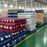 Tissu satin charmeuse 100 % polyester brillant, résistant à l'abrasion, idéal pour robes de scène, cadeaux et doublures intérieures – Vente en gros usine