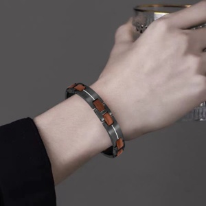 Nouvel arrivage, vente en gros, Bracelet en bois naturel fait à la main, personnalisé, Bracelet en acier inoxydable noir pour hommes - Product Image 6