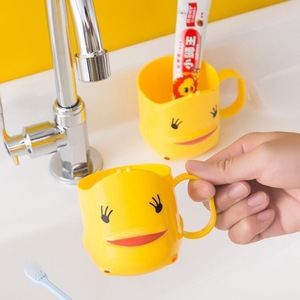 Personalizado pequeño pato amarillo Animal agua fruta jugo proveedor plástico tazas café beber taza PP taza con asa - Product Image 5