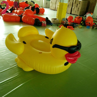 Nouveau design Canapé flottant gonflable en forme de canard jaune pour piscine, durable, en PVC écologique, pour extérieur, parc, plage, matelas aquatique gonflable