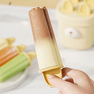 Nouveau moule à glace en silicone de dessin animé, qualité alimentaire, facile à démouler, pour la fabrication de bâtonnets glacés à usage domestique - Product Image 4