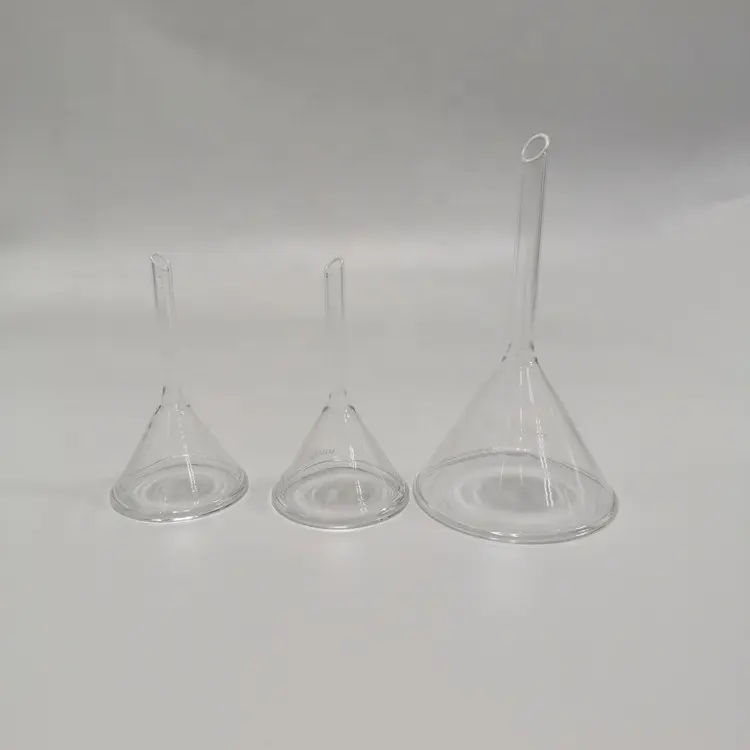 150Mm Laboratorium Gebruik Borosilicaatglas Heldere Kleur Conische Glazen Trechtermaten Korte Hals Glazen Trechters