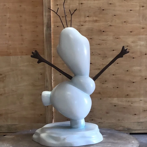 Adornos <span class=keywords><strong>de</strong></span> Resina para Exteriores, Escultura <span class=keywords><strong>de</strong></span> <span class=keywords><strong>Olaf</strong></span> <span class=keywords><strong>de</strong></span> Fibra <span class=keywords><strong>de</strong></span> Vidrio Personalizada con un Pequeño <span class=keywords><strong>Muñeco</strong></span> <span class=keywords><strong>de</strong></span> <span class=keywords><strong>Nieve</strong></span> en Venta - Product Image 3