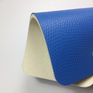 Revêtement de sol sport en <span class=keywords><strong>PVC</strong></span> mobile en vinyle antidérapant au design moderne aspect bois personnalisé pour salle de sport au Canada - Product Image 5