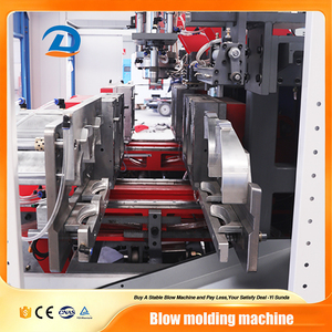 Machine <span class=keywords><strong>de</strong></span> soufflage par extrusion automatique pour bouteilles en HDPE/PP, petite taille, pour la production <span class=keywords><strong>de</strong></span> bouteilles <span class=keywords><strong>de</strong></span> lait et d'huile - Product Image 3