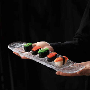 Plato de <span class=keywords><strong>sushi</strong></span> de cristal sencillo moderno al por mayor de fábrica, bandeja irregular rectangular de tira larga - Product Image 2