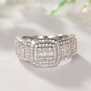 Anello di Diamanti T0953 in Oro Bianco con Diamante Taglio Smeraldo Naturale, Anello di Fidanzamento da Donna, Colore D - Product Image 5