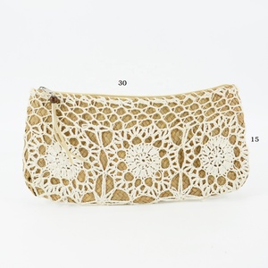 Portafoglio bianco all'uncinetto Clutch con motivo Vintage fiore bohémien per la moda primavera ed estate - Product Image 1