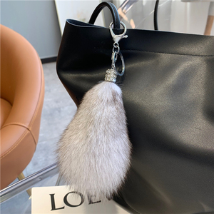 Porte-clés <span class=keywords><strong>en</strong></span> <span class=keywords><strong>fourrure</strong></span> de renard véritable de haute qualité, grand <span class=keywords><strong>pompon</strong></span>, pendentif de sac, porte-clés pour femme, porte-clés <span class=keywords><strong>en</strong></span> <span class=keywords><strong>fourrure</strong></span> moelleuse, cadeaux pour filles - Product Image 6