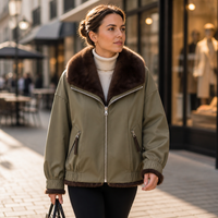 Parka Courte Femme Luxe Premium Coupe-Vent avec Col en Fourrure Oversize pour Tenue Décontractée et Urbaine