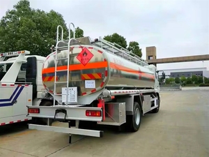Prix avantageux pour un camion-citerne de 15000 litres pour le stockage d'huile et de carburant - Product Image 6