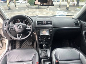 <span class=keywords><strong>Skoda</strong></span> <span class=keywords><strong>Yeti</strong></span> 1.4TSI Meiying Auto d'<span class=keywords><strong>occasion</strong></span>, SUV compact original avec moteur turbo, pratique et amusant à conduire - Product Image 6