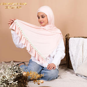 新しいファッションストレッチジャージーヒジャーブフリルエッジとさまざまなレースエッジのすべての種類を追加することができますジャージーヒジャーブスカーフ - Product Image 1