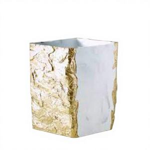 Poubelle en fer artisanale tendance avec un design haut de gamme sans couvercle, écologique pour les intérieurs traditionnels/modernes - Product Image 1