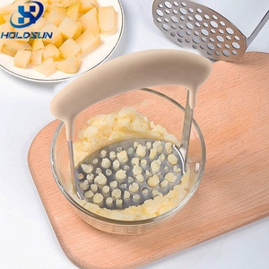 Schiacciapatate Ecologico in Acciaio Inox di Grado Alimentare con Manico Ergonomico in Plastica per Patate Dolci e Zucca - Product Image 3